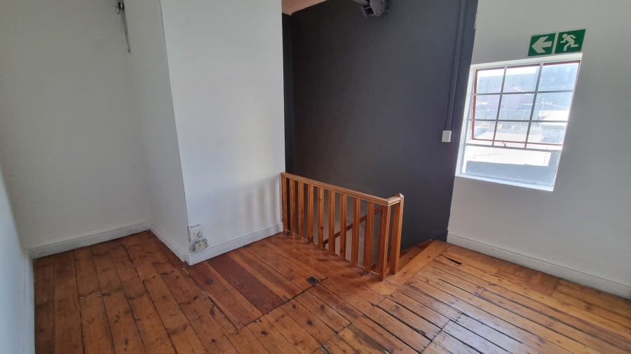 To Let Commercial Property for Rent in Woodstock Western Cape